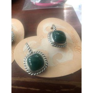 Brighton color Clique earrings  GREEN agate  NWOT